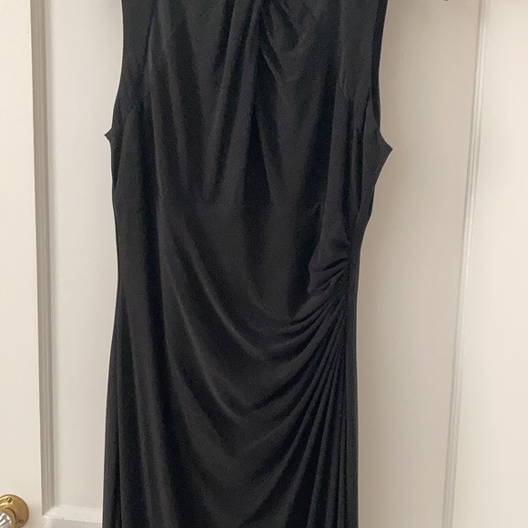 Ralph Lauren column gown with beaded neckline - Picture 4 of 11